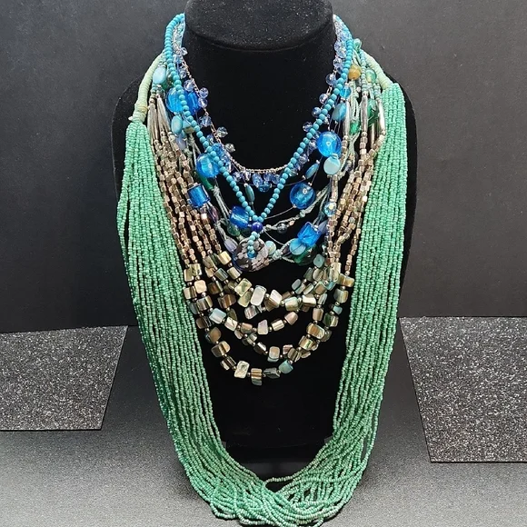 Elegant Green and Blue Beaded Necklace Lot Of 6 - Picture 14 of 14
